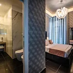 Luna Luxury