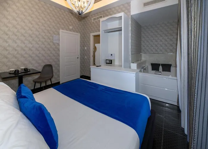 Luna Luxury Naples