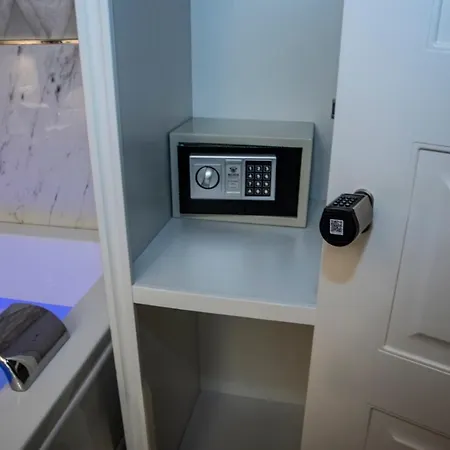 Nocleg ze śniadaniem Luna Luxury 4*