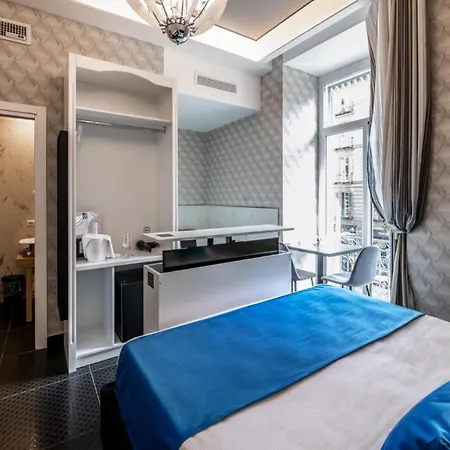 Luna Luxury 4* Neapol