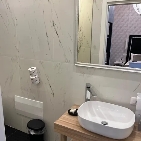 Nocleg ze śniadaniem Luna Luxury 4*