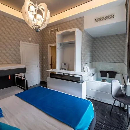 Luna Luxury