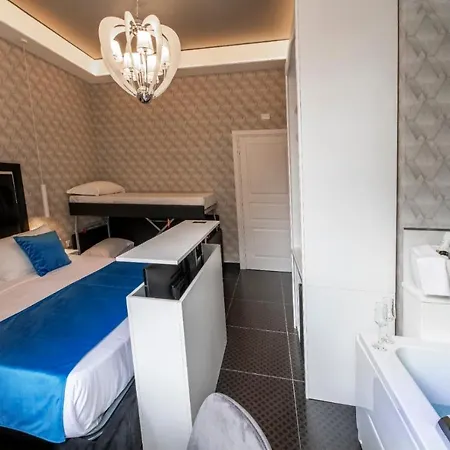 Luna Luxury Naples