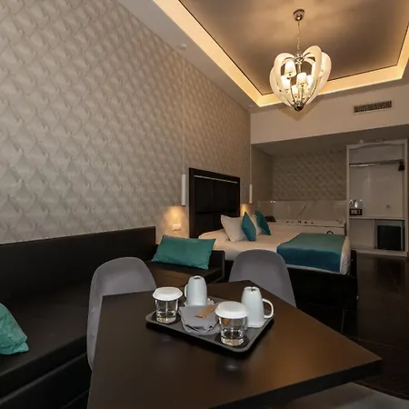 Luna Luxury Naples